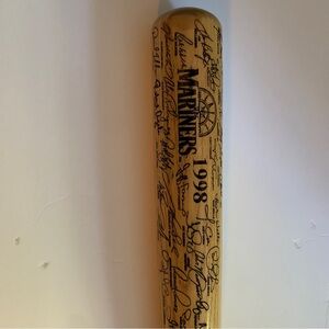 Seattle Mariner’s 1998 Hitters Bat